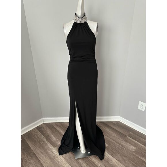 NWT CINQ A SEPT Izzy Embellished Turtleneck Sleeveless Gown with Train Size 4 $6 - Picture 4 of 9